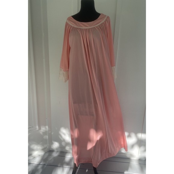 Vintage Jenelle of California Peach Pink Long Nylon Nightgown - Picture 12 of 13